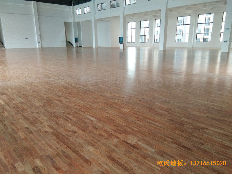 長沙開福區(qū)福鑫苑幼兒園運(yùn)動館體育木地板施工案例4