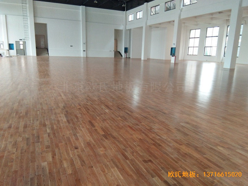 長沙開福區(qū)福鑫苑幼兒園運(yùn)動館體育木地板施工案例5
